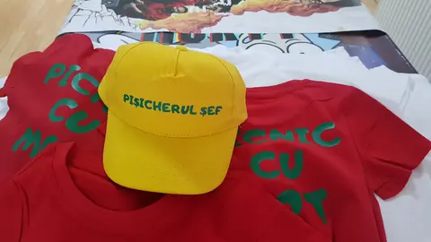 Eveniment: tricouri și șepci