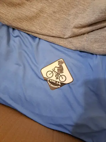 Tricou cu logo color
